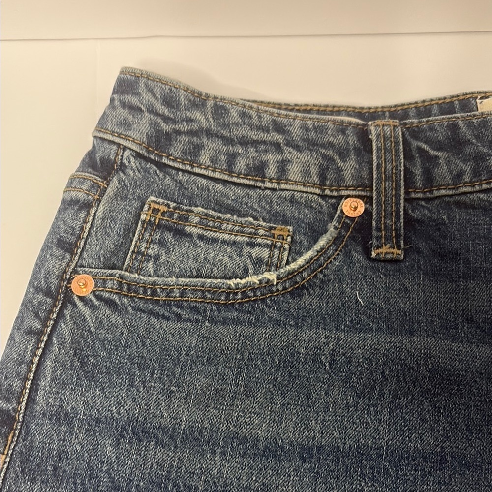 Universal Thread Blue Jean Shorts - Picture 6 of 15